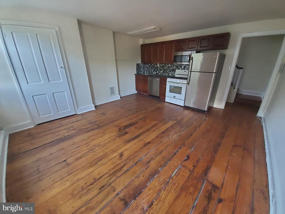 1st image of 107 S 22nd St #2