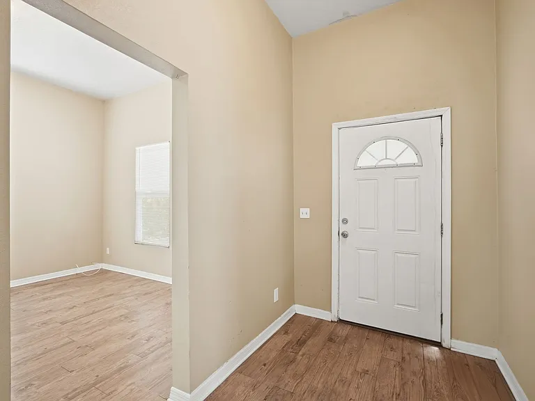 2411 E 18th Ave — Photo 5