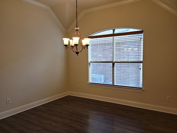 3rd image of 4206 Mustang Ave
