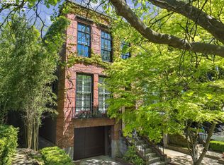2377 NW Overton St, Portland, OR 97210