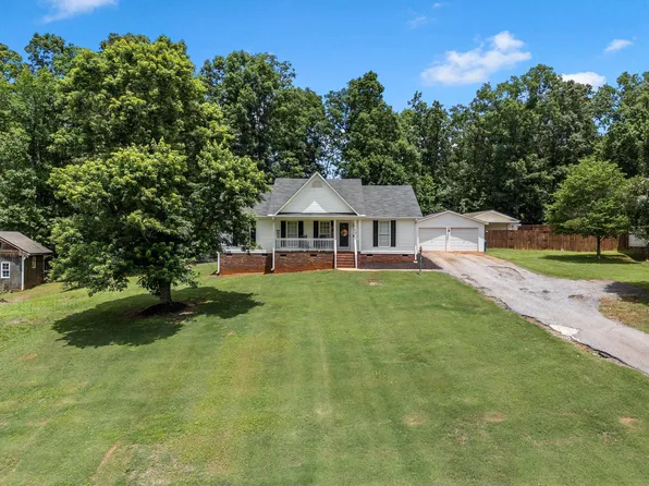 315 Double Bridge Rd, Boiling Springs, SC 29316