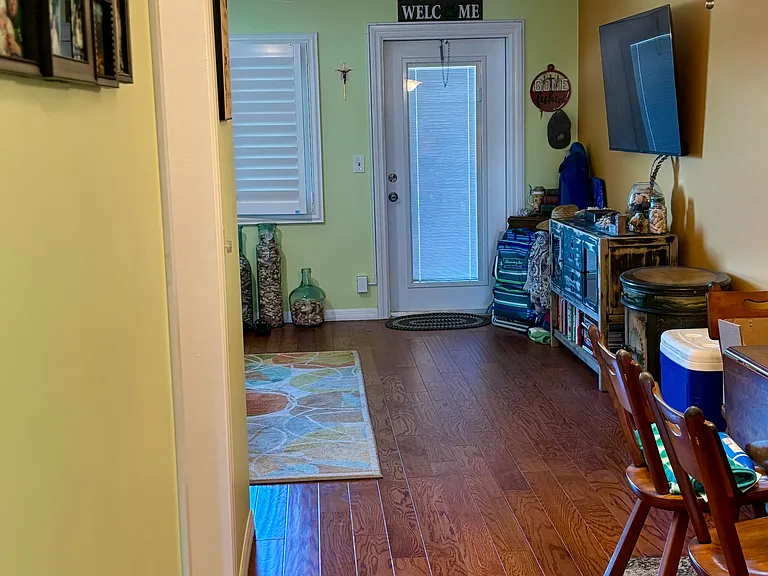 130 Doolen Ct #206 — Photo 4
