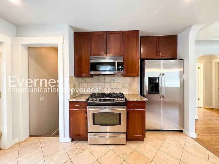 1661 S Pearl St — Photo 6