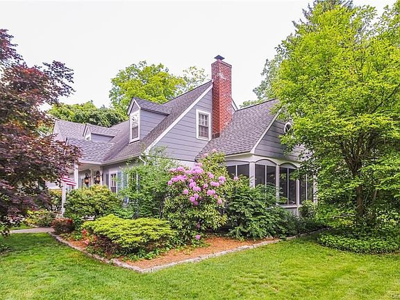 3rd image of 14 Orchard Ln