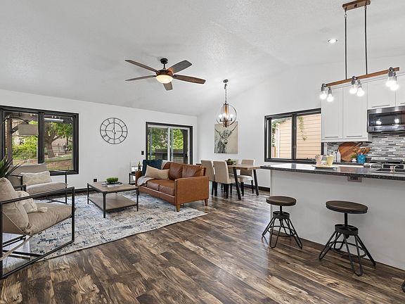 5th image of 1215 Range View Cir