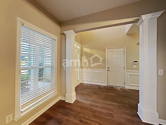 3rd image of 3041 Cooper Woods Dr