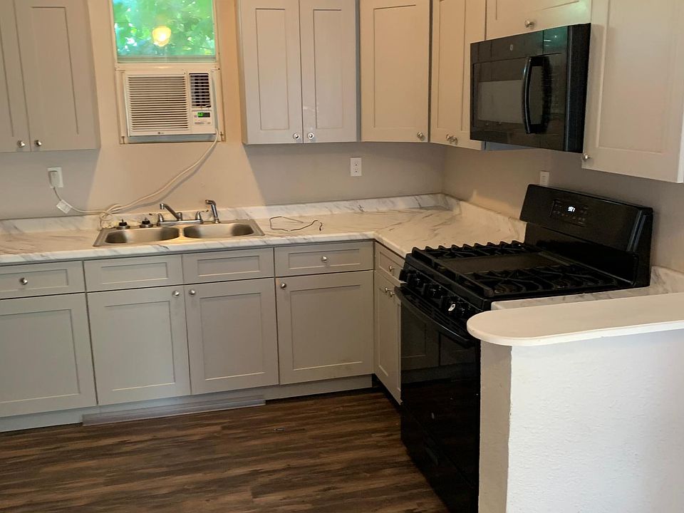 1st image of 378 E Petaluma Blvd #2