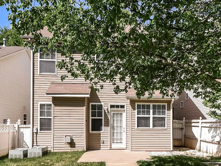 7418 Alluvial Dr — Photo 17