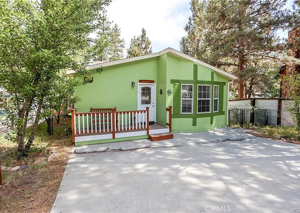 1st image of 417 Garrick Way