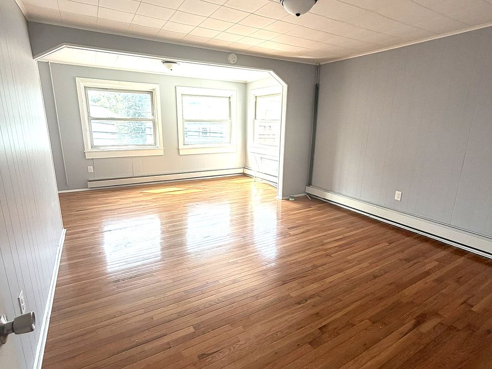 1st image of 658 Hazle St #4