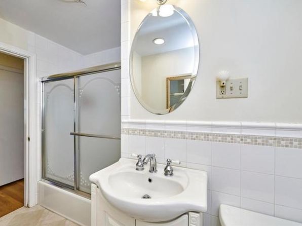 31 Lillian Rd