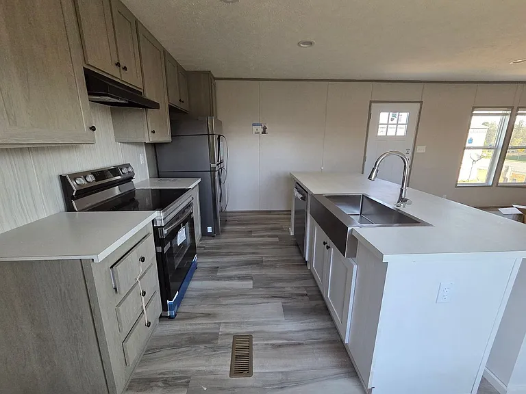 1565 State Highway 801 N — Photo 33