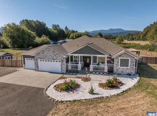 134 Star Flower Way, Sequim, WA 98382
