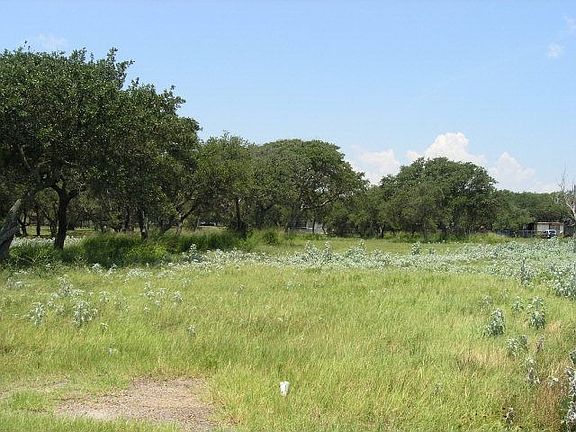 4th image of 909 Hwy 35 S