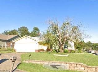 1300 8th Ter, Barling, AR 72923