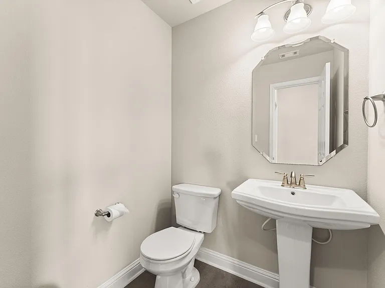 5600 Rio Chama Cv — Photo 8