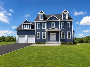7 Lamire Way, Uxbridge, MA 01569