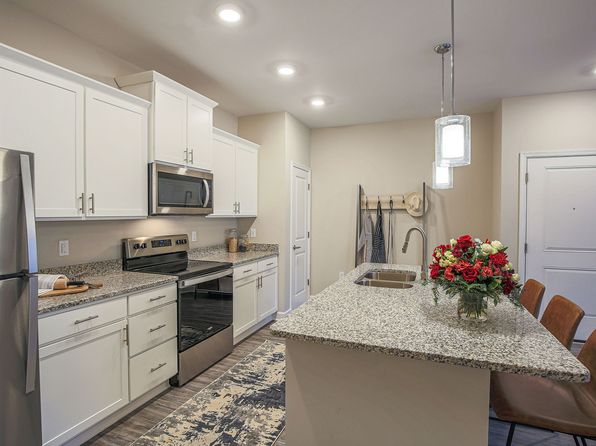 12000 Reserve Manor Cir #12277102