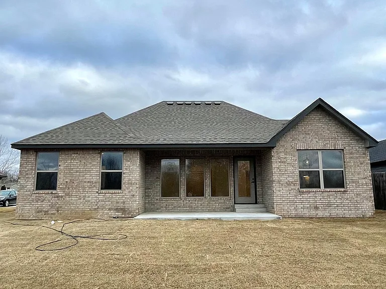 720 N Country Club Dr — Photo 29