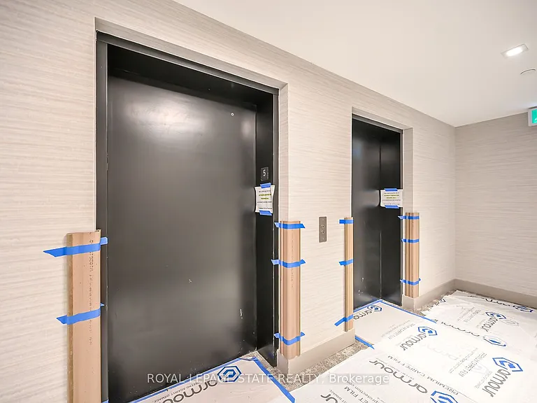 2750 King St E #512 — Photo 39