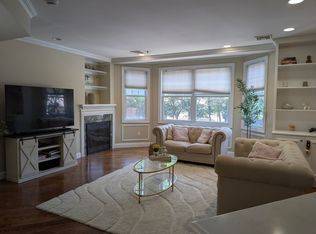 163-65 Newark St #2B, Hoboken, NJ 07030