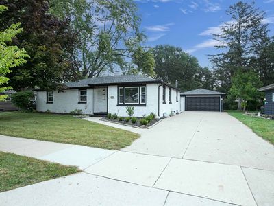 2312 S Carpenter St, Appleton, WI, 54915