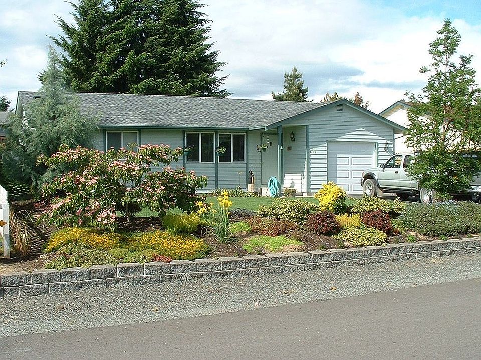 1st image of 4403 125th Pl NE