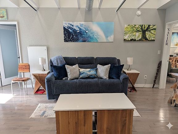 4th image of 165 Abeel St #3