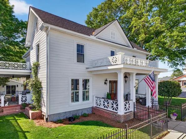 109 W Curtis St, Simpsonville, SC 29681