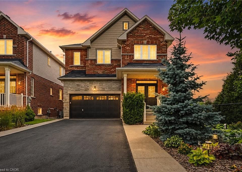 1st image of 4 Bousfield Ct