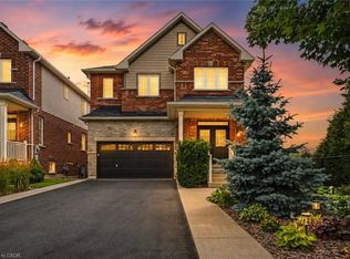 4 Bousfield Ct, Hamilton, ON L8B0T3