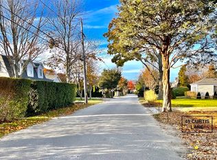 45 Curtis Ln, Edgartown, MA 02539