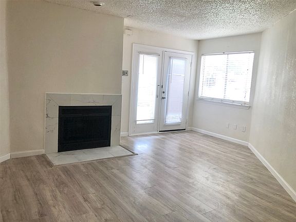 3rd image of 9829 Walnut St APT O106
