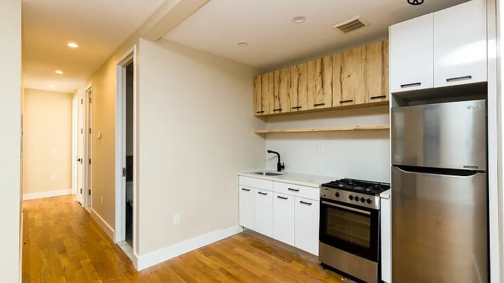 Rented by Nooklyn NYC LLC | media 3