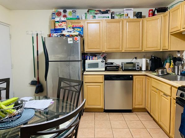 180 Mountain Ave APT 23