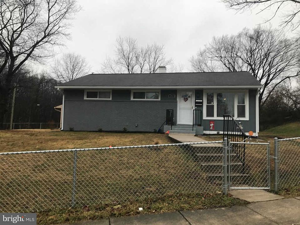 1st image of 2400 Boones Ln