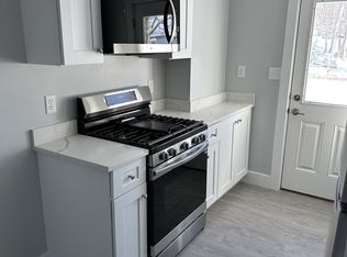 43 N Emerson St FLOOR 2, Wakefield, MA 01880