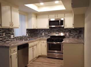 43253 20th St W #87E29BF59, Lancaster, CA 93534