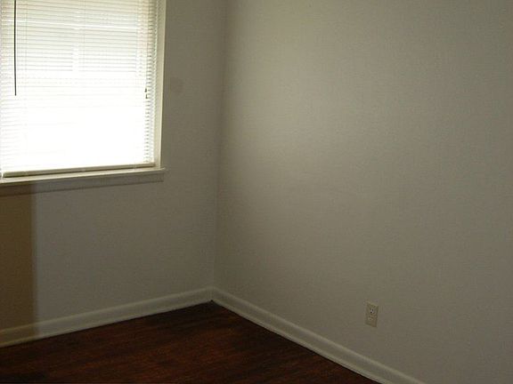 4th image of 5700 Sonora Dr