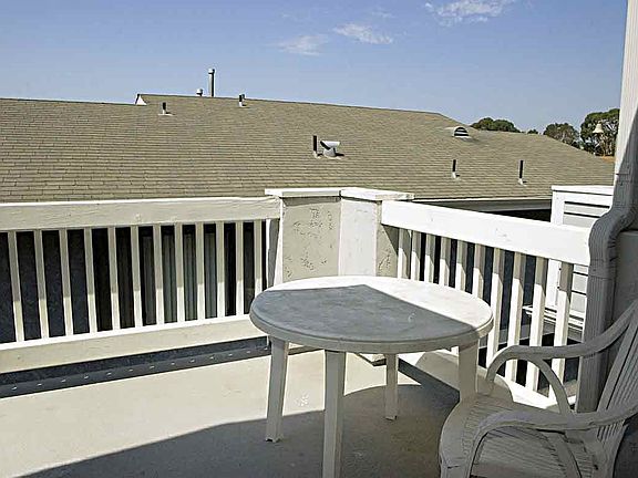 5th image of 1534 Marcelina Ave Unit C