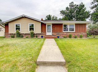 2101 Wolf Rd, Waukesha, WI 53186