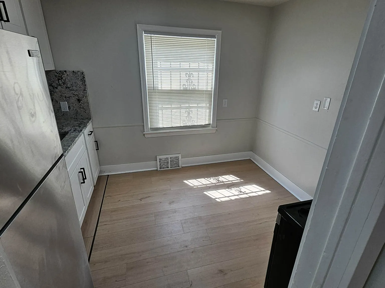 1 bed, 600 sqft, $989 — Photo 3
