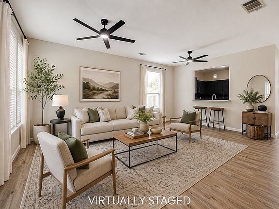 3rd image of 10724 Astor Dr