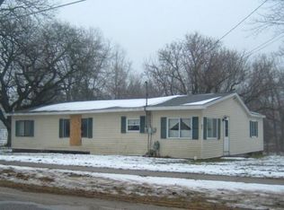 852 E Wilcox Ave, White cloud, MI 49349