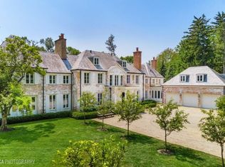 40 Woodley Rd, Winnetka, IL 60093