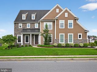 548 E Delp Rd, Lancaster, PA 17601