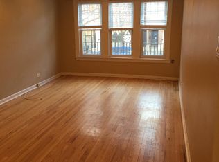 2212 W Roscoe St #1, Chicago, IL 60618