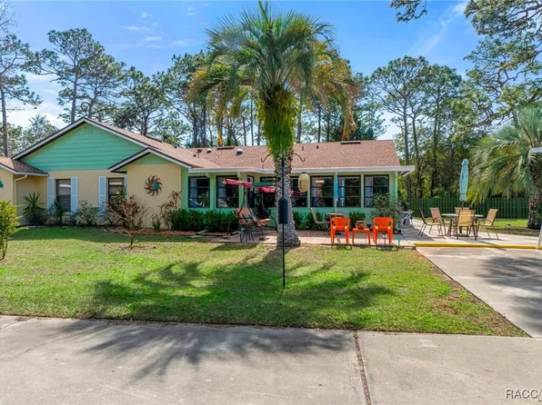 8356 W Earl Loop, Homosassa, FL 34446