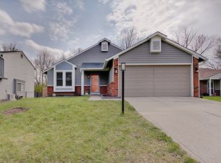157 Southridge Ln, Westfield, IN 46074