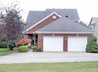 306 Briarwood Ln, Winchester, KY 40391